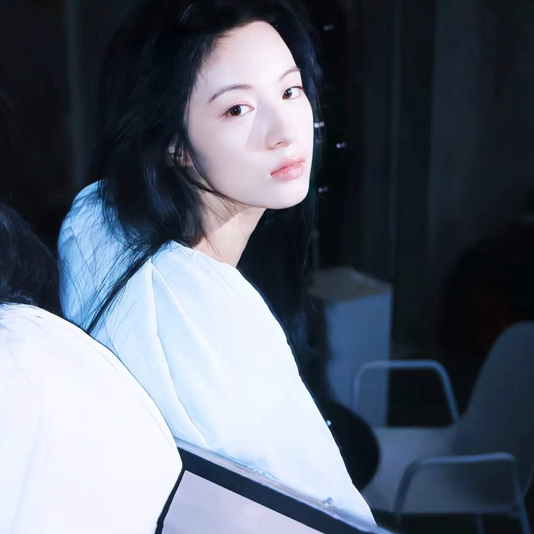 爱在血泪交织时